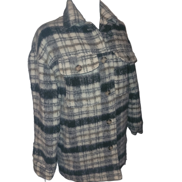 Universal Thread Cream and Black Plaid Wool Blend Shacket XS - Picture 2 of 6